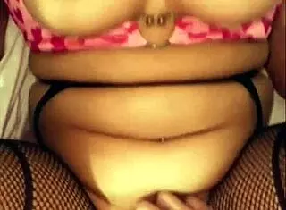 Beautiful arab wife gets doggystyle fucking and ass licking until orgasm!