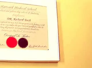 Latina babe fucked quick in hospital by doctor!