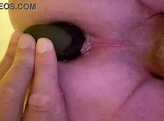 an amateur gets his ass fucked with an anal plug