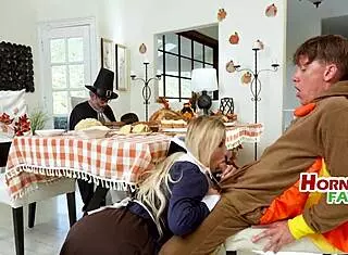 lets fuck before the thanksgiving feast