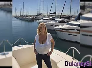 Super Cute Curvy Mom with Bouncing Boobs