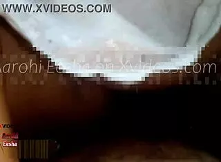 Indian Aunty Fucked Publicly in Village Outdoors