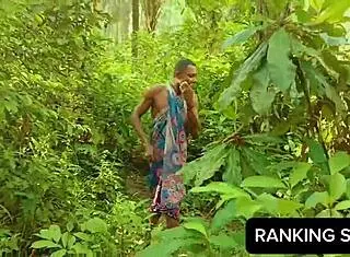 A strange love making while taking pictures