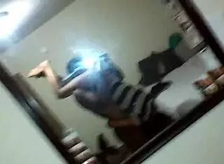 我和真夫妻伴侣分享业余操逼时刻