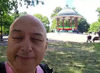 Exploring clapham common cruising trails in june 2025 for some outdoor fun.