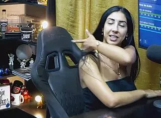 RUAN MOSTROU O PAU PRA RENATINHA MELLO ELA ADOROU O PAU E AS BOLAS DELE SERÁ QUE ELES SE PEGARAM - PODCAST PÚPUM NO BARRACO