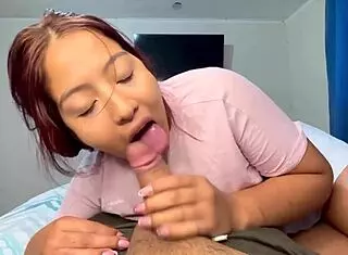 Mi HERMANASTRA CULONA Entra A Mi Habitación Para QUE Le De VERGA