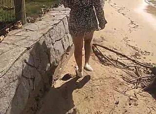 Novinha Exhibiting Pussy At Public Beach In Flashing Bikini Exhibitionism