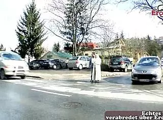 Dünne Blonde Schlampe Bekommt Anal Creampie In Dreier MMF Mit Monster Cock Und Gaping