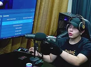 RUAN MOSTROU O PAU PRA RENATINHA MELLO ELA ADOROU O PAU E AS BOLAS DELE SERÁ QUE ELES SE PEGARAM - PODCAST PÚPUM NO BARRACO