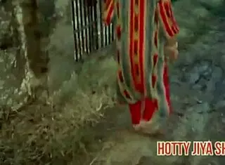 Desi Girl Experiences Tight Pussy Outdoor Fuck With Passionate Boyfriend