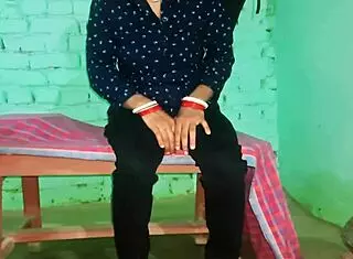 新婚之夜夫妻蜜月首次性爱视频！