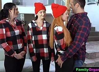 Teen Babe Sucks And Deepthroats Step Dad's Cock During Family Meeting With Swingers And Old Man