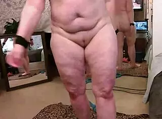 Come in welcome to my cam room with stunning mature dawnskye