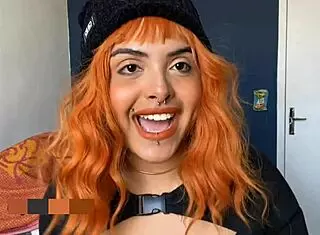 lendo comentários do meu vídeo boquete macio gordinha