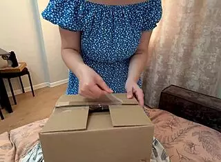 Ex boyfriend sends real dick in box of things for first time homemade cumshot
