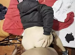 Peruvian streamer Valentina gets fucked hard by monster cock in hotel room