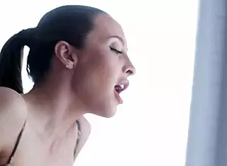 Hey, hot brunette Melissa Stratton, seduce your ex's best friend by sitting on his face?