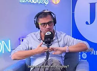 Multiple orgasms hit while evybubbles rides sybian in cosplay on podcast.