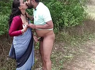 Indian desi kavita bhabhi, wanna fuck like a whore in the jungle?
