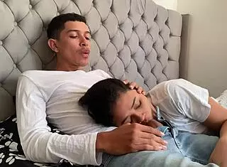 Padrastro pervertido METE LA POLLA en mi boca hasta correrse in this taboo petite tattoo scene