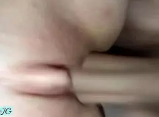 hey, fucking my skinny wife so great with that creampie finish 😈