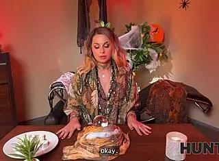 Hunter Ran Into a Sexy Chick in Public and Fucked Her in the Fortune-Telling Salon