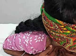 Beautiful Desi Girlfriend Enjoys Intense Chudai Session