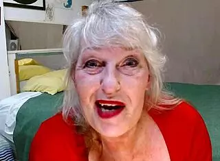 Retro roleplay with Dawnskye1962 picking up hot black guy at club for big black cock humiliation and hairy beaver dancing.