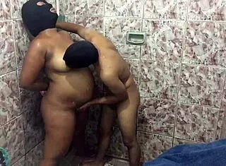 Chupei a Buceta da Grávida no Banheiro