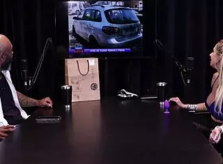 Hey, Julia Fontanelli shares her wild jail story as a bandit's wife 😲💸 everyone's in porn with depression vibes, watch on sheer red!