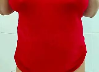 Pregnant Egyptian teen feels incredibly sexy and horny showcasing her belly in solo homemade scene