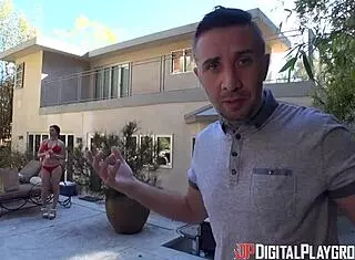 Oh man, digitalplayground's white splash has this hot MMF threesome with gaping action and blowjobs