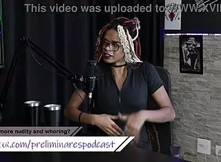 金发辣妹女同群P内衣BDSM巴西交换Naomi Campos透视红内衣合集