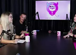 Todo Mundo Deveria Experimentar Terapia Comentou Sobre Hpv Hiv Atendimento Hospital Publico - Marina Karam Sexologa Sheer Red