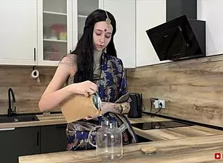 Oh damn, this Pakistani Indian Arab rough bdsm fantasy with Heeramaandi randi and mutne video is intense