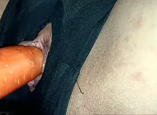 Horny girlfriend challenges gamer boyfriend to rough sex session