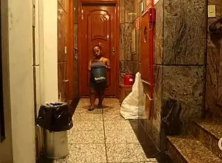 Yo, lil short stuff gets sassy till that big cock drops for interracial midget quickie 😏🍆