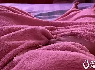 i love masturbating in the morning before heading to college oh yeah