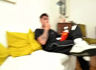 My stepsis Keila Bassi rides grandpa Elnonohub with deepthroat and cowgirl when left alone