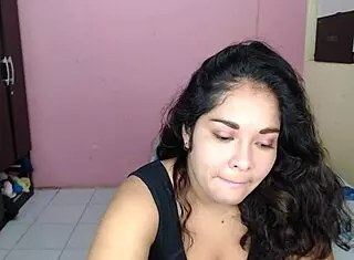 she loved fucking her pussy with high heels while asking where they came