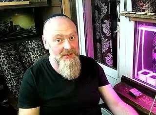 A real melodramatic story where richard gere and julia roberts watch nervously from the sidelines. Webcam slut from ukraine ties the knot with a composer from moscow in a tense wedding dance.