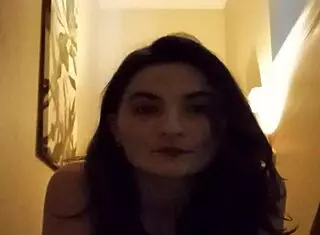 Mollyjanexxx shares BACKSTAGE update 4. She's TRYING TO EXPLAIN her big natural tits housewife life on Aug 15 2024.