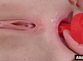 海泽尔·摩尔饥渴舔骑大屌紧屁眼深肛内射