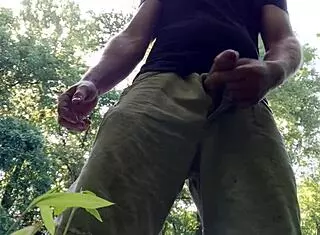 Whoa, public jerkoff at the park with my big cock, cum shot everywhere 😱 hope no one spotted me!