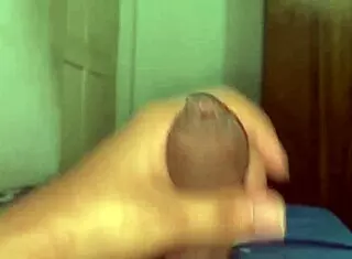 Stepsister helps me handle my morning wood with cumshot