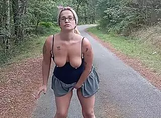 meryledyxxx enjoys public outdoor masturbation with smoking fetish. she adds intense anal fingering in the open air.