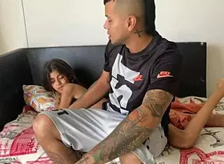 le interrumpo su sueño y termino follandale su rico coño apretado historia completa