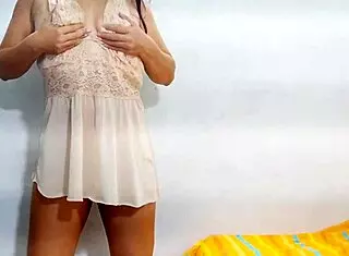 طبوني مبغاش يبرد عليا تيسخن ليا نهار كامل in assfucking session