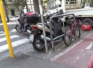 Slutty Milf Enjoys Wet Pussy Play in Homemade Threesome with Cum in Mouth